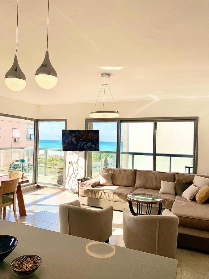 Beach Place Apartments Хайфа Экстерьер фото