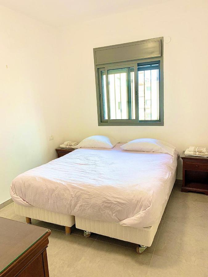 Beach Place Apartments Хайфа Экстерьер фото