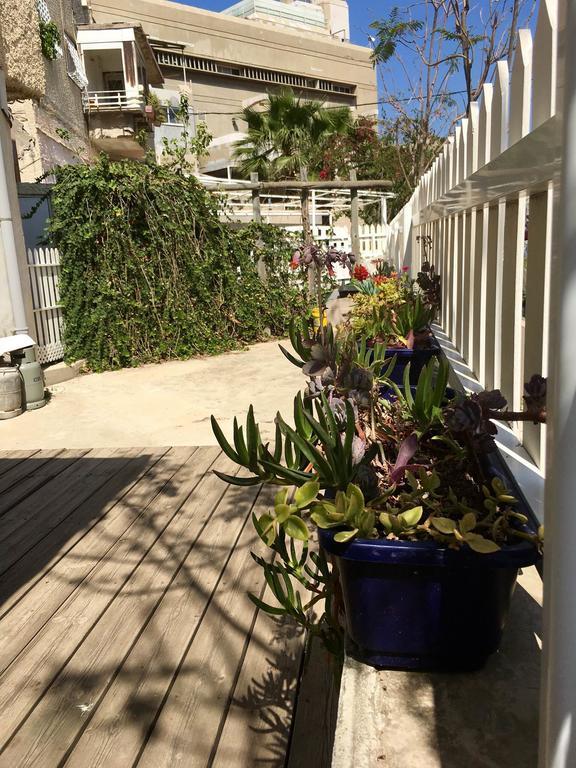 Beach Place Apartments Хайфа Экстерьер фото