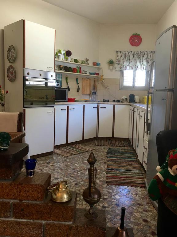 Beach Place Apartments Хайфа Экстерьер фото